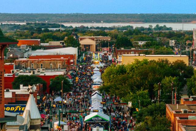 GrapeFest Main Street