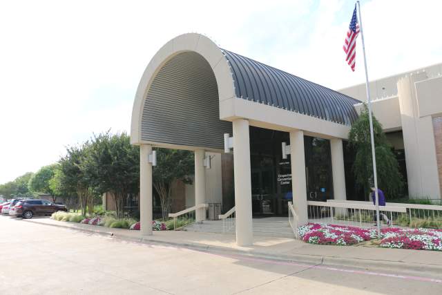 Exterior view of the Grapevine Convention Center