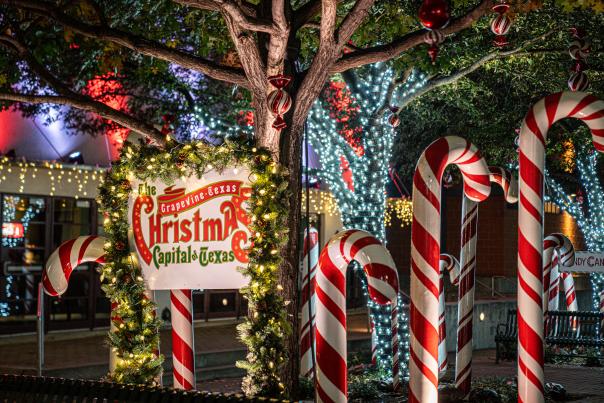 Christmas Capital of Texas Candy Cane Lane Weem's Alley
