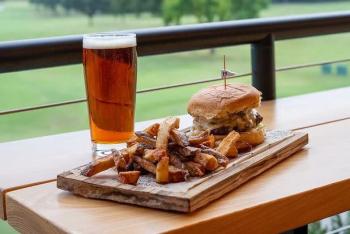 Food and a beer at Persimmons Bar & Grill at Grapevine Golf Course