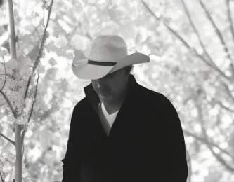 Kevin Costner & Modern West