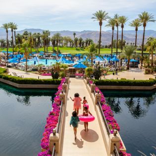 JW Marriott Hotel Pool