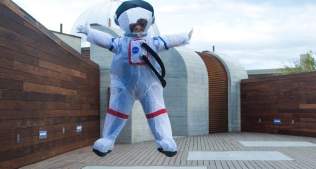 Stargaze at the Rancho Mirage Observatory | Chill Chaser