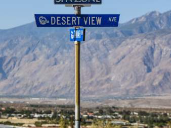 GPS23_Desert_Hot_Springs_Signage_003_CC
