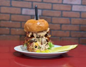 Tony's Burgers_Hulk Burger