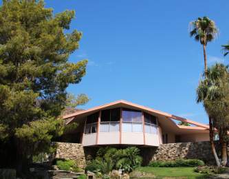 Elvis Honeymoon Hideaway