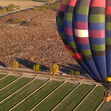 aerial_hotair_ballooning_1920x611__hero.jpg