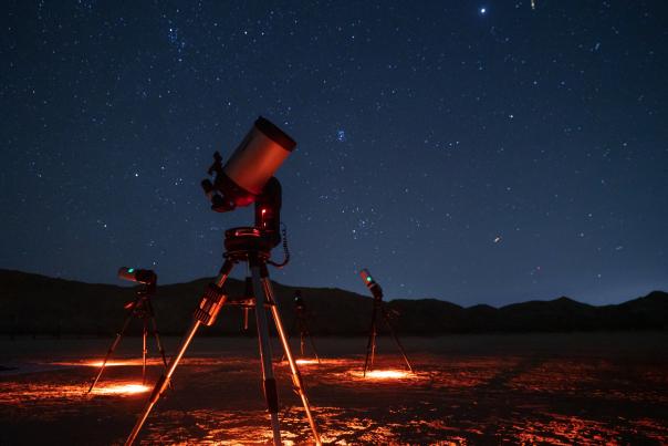 Telescopes and the night sky on a tour with Stargazing Joshua Tree