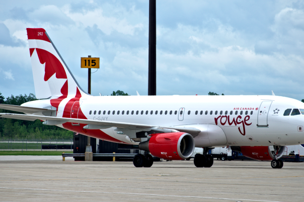 air canada rouge a319