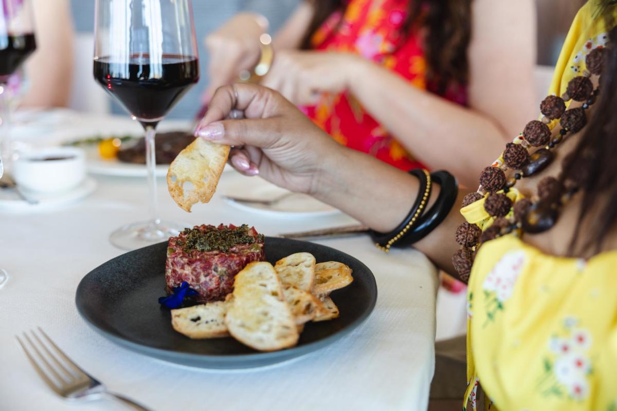The Edge Steakhouse_Ritz-Carlton Rancho Mirage_2