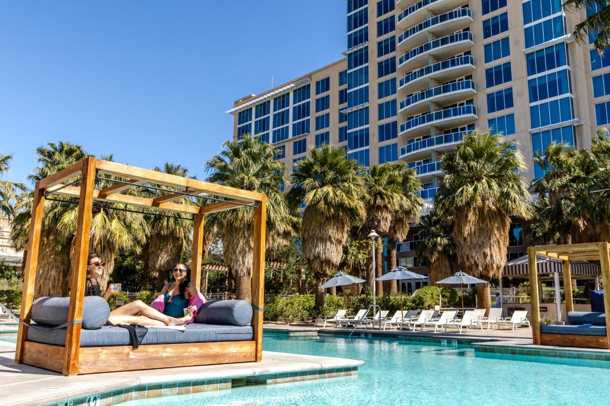 Agua Caliente Casino Rancho Mirage_Pool Cabana