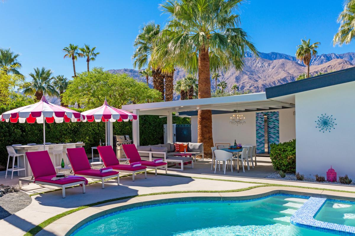 ACME House Company Vacation Rental Fiesta in the Sun
