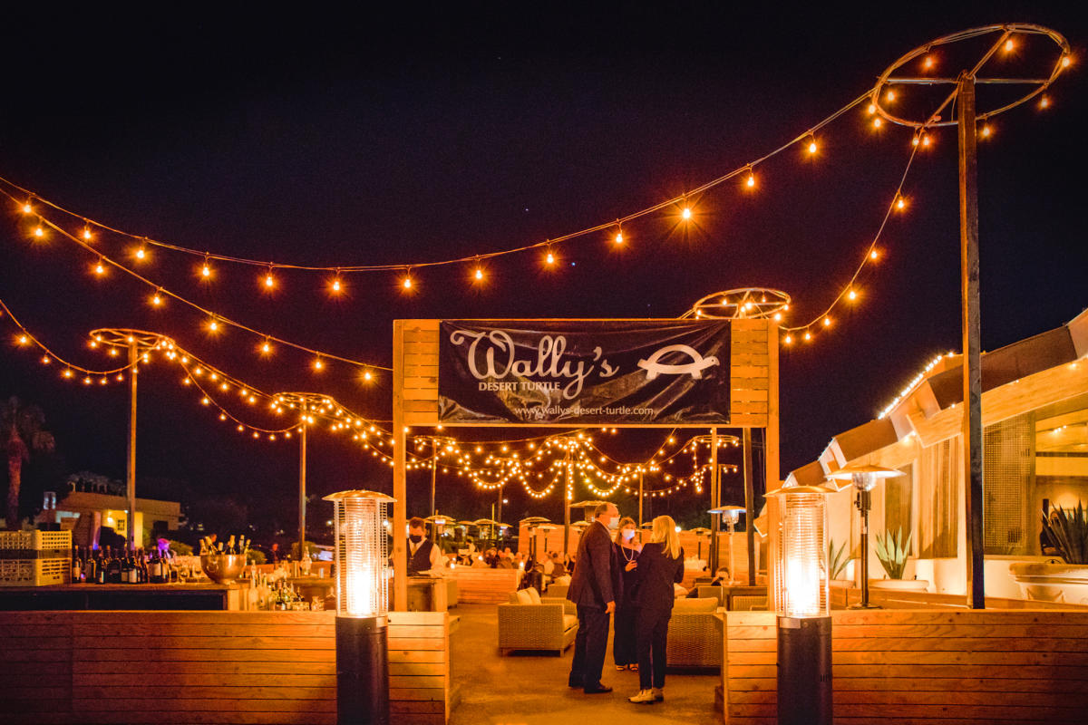 Wallys Desert Turtle_Patio Dining