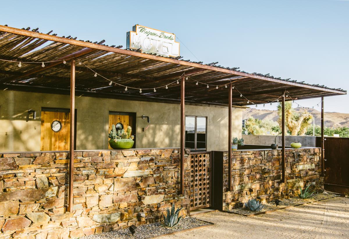 Mojave Sands Motel in Joshua Tree, California