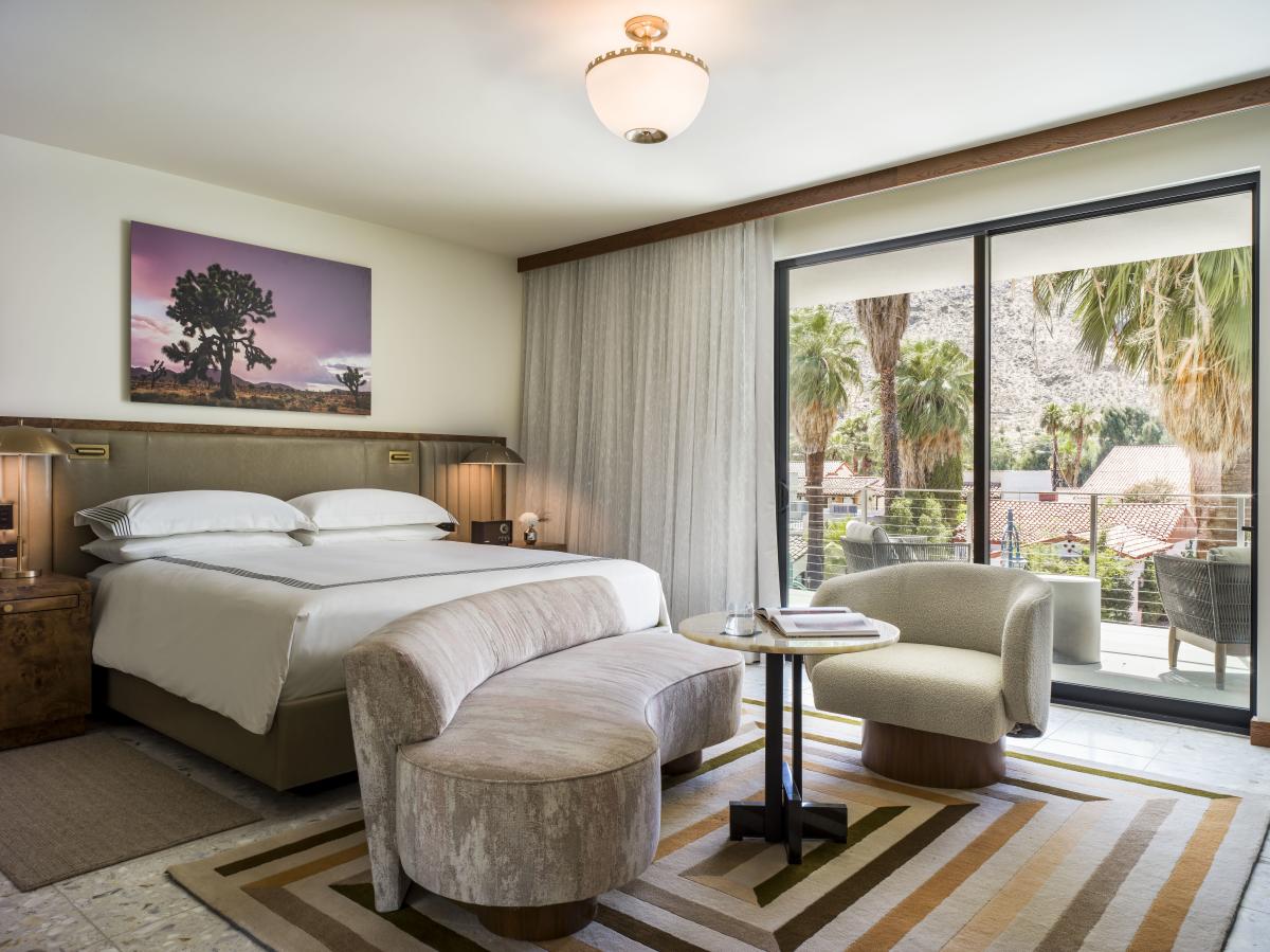 Thompson King Room