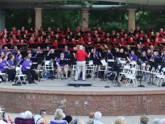 Let Freedom Ring: Annual Patriotic Lakeside Band Concert