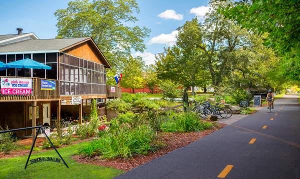 Exterior image of the Cafe at Williams Hardware on the Swamp Rabbit Trail.