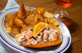 Jones Oyster Company lobster roll with chips