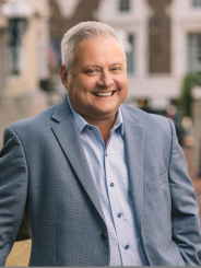 Headshot of Jonathan Brashier