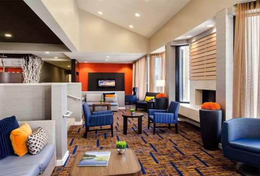 Lobby of the Courtyard by Marriott Greenville Haywood.