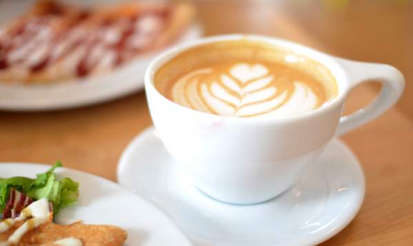 Latte and crepes