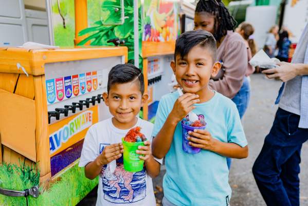 Fall for Greenville is a family-friendly three-day smorgasbord of food and entertainment showcases 50+ local restaurants serving some 250-plus dishes with more than 50 beers on tap, wine vendors, and over 75 musical acts on six stages—it is an absolute must-do for food and music lovers alike.