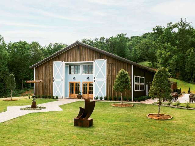 Exterior of Eagle Mountain Winery & Vineyards