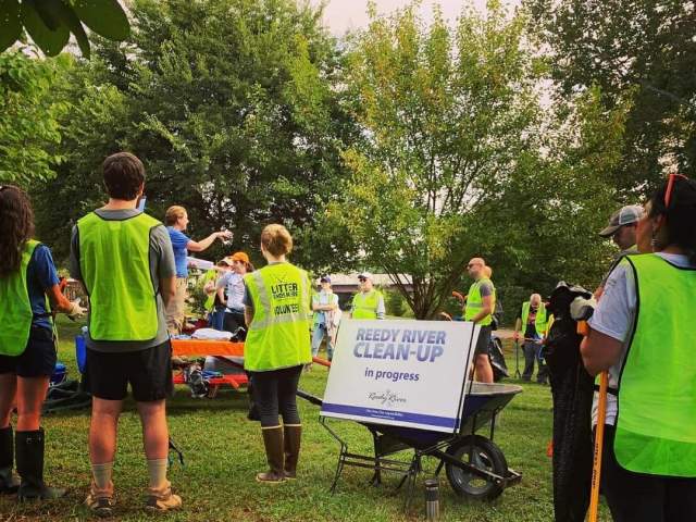 People volunteering for Reedy River Cleanup