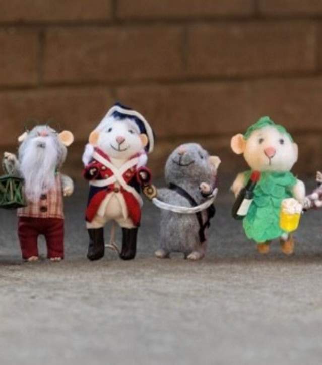 Brewmiceter Mice Photo of all 8 Mice in Costume