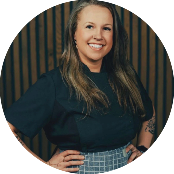 Kelly Brinson Headshot