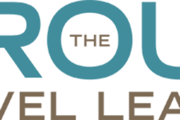 The Group Travel Leader Logo