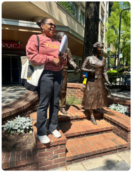 Kendra Williams giving a Black History in Greenville Walking Tour