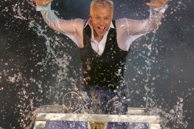 Encore - Master-Magician-Anthony-Reed