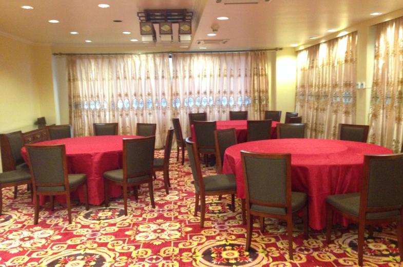 VIP HOUSE CHINESE RESTAURANT 1