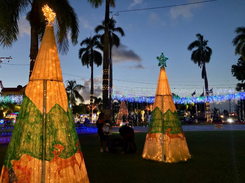 holidaylightfes6
