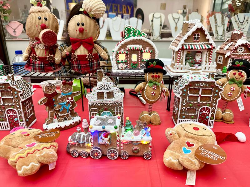 CHRISTMAS BAZAAR3.JPG