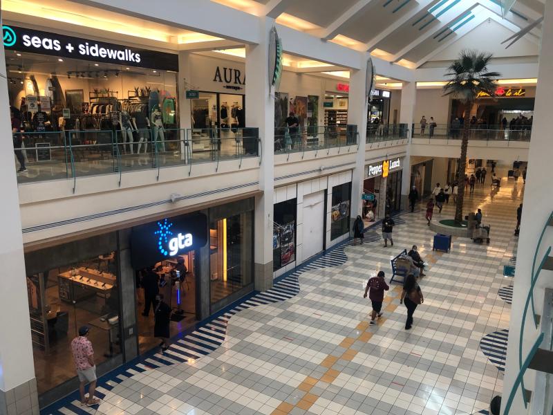 micronesia-mall-may02