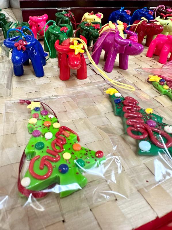 CHRISTMAS BAZAAR2.JPG