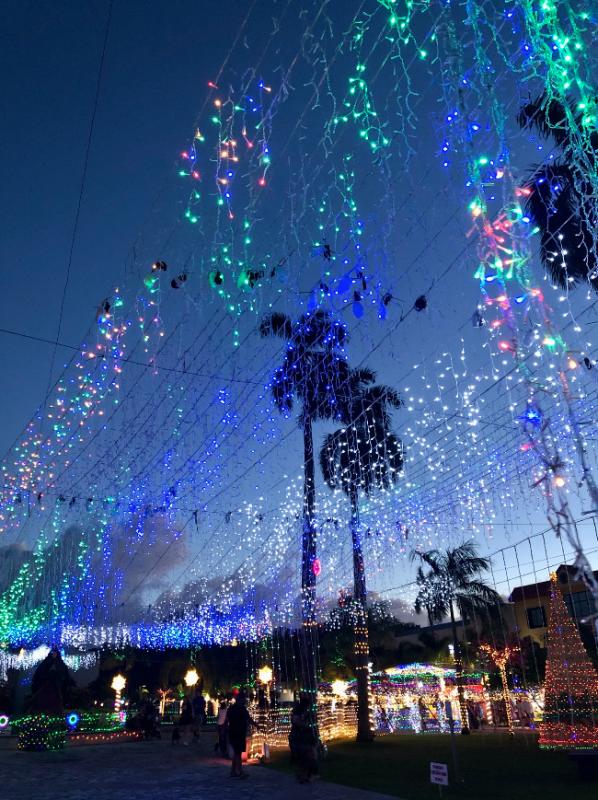 holidaylightfes2