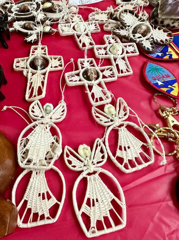 CHRISTMAS BAZAAR4.JPG