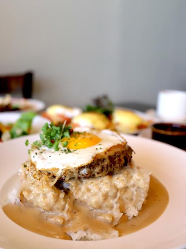 Delmonico Sunday Brunch1
