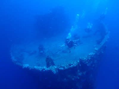 グアムの代表的な沈船ポイント 「アメリカンタンカー」でレック