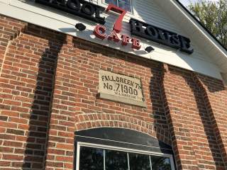 Schoolhouse 7 Cafe