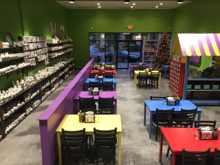 uPaint Pottery Studio Noblesville
