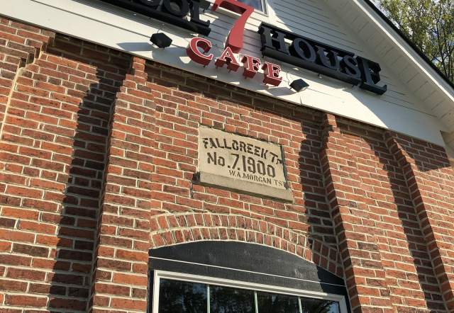 Schoolhouse 7 Cafe