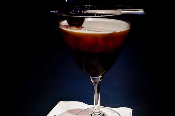 Dark & Sunny Eclipse Cocktail