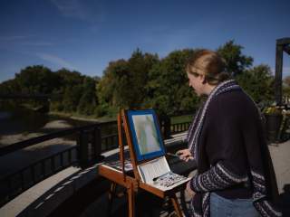 Artist at White River Noblesville