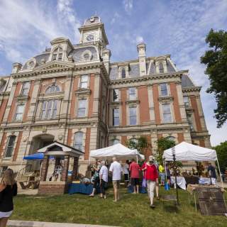 “Hatch” into Noblesville’s Sweetest Day of Summer: Your Guide to Festive Scenes from the Square