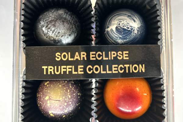 Eclipse Truffle Collection