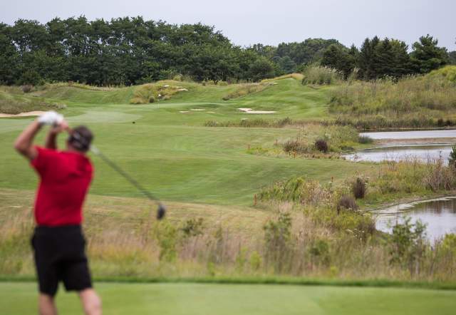Golf Course Feature: Bear Slide